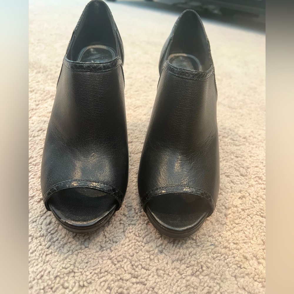 WHBM open toe black leather ankle booties /prev loved  still in great condition